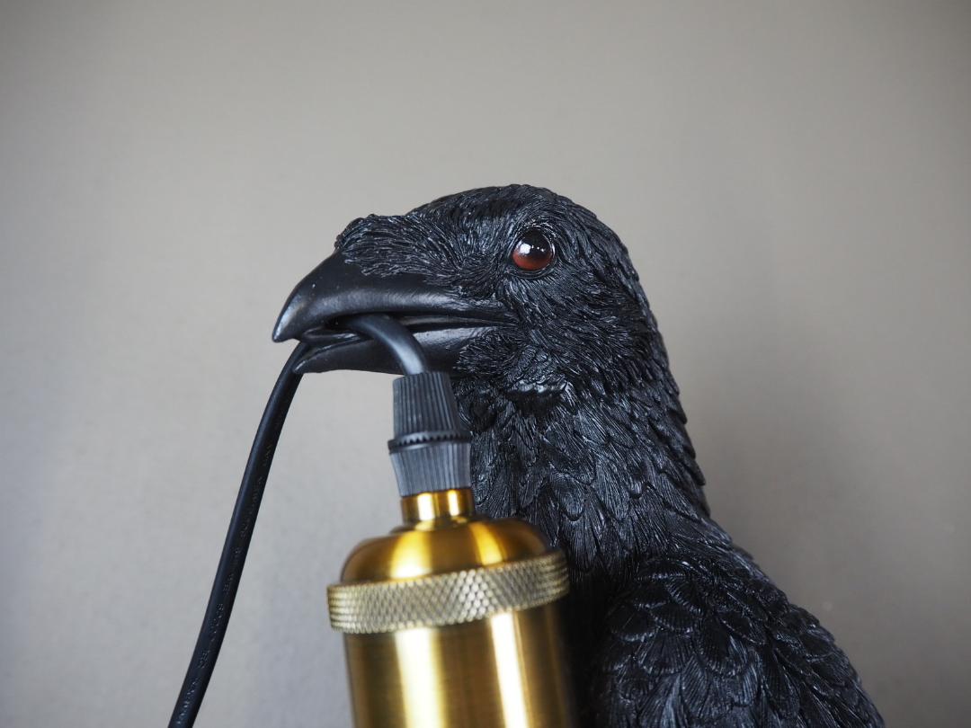 Crow Lamp Black