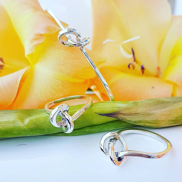 Knot Ring