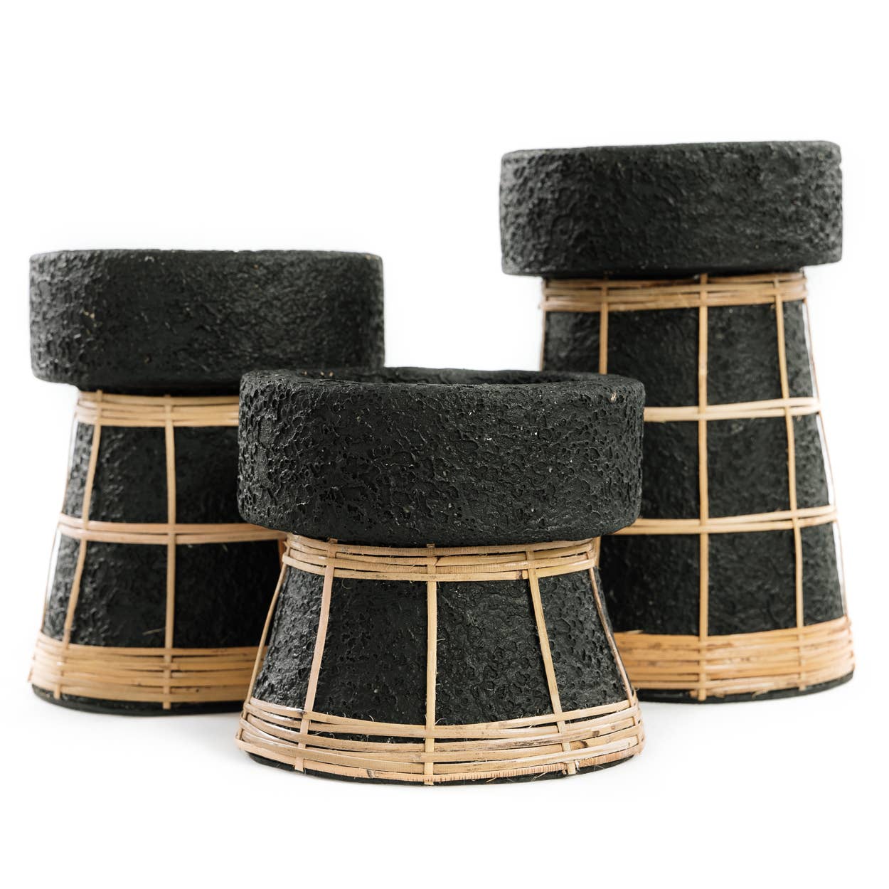 Den Serene Ljusstake - Svart Naturlig - S