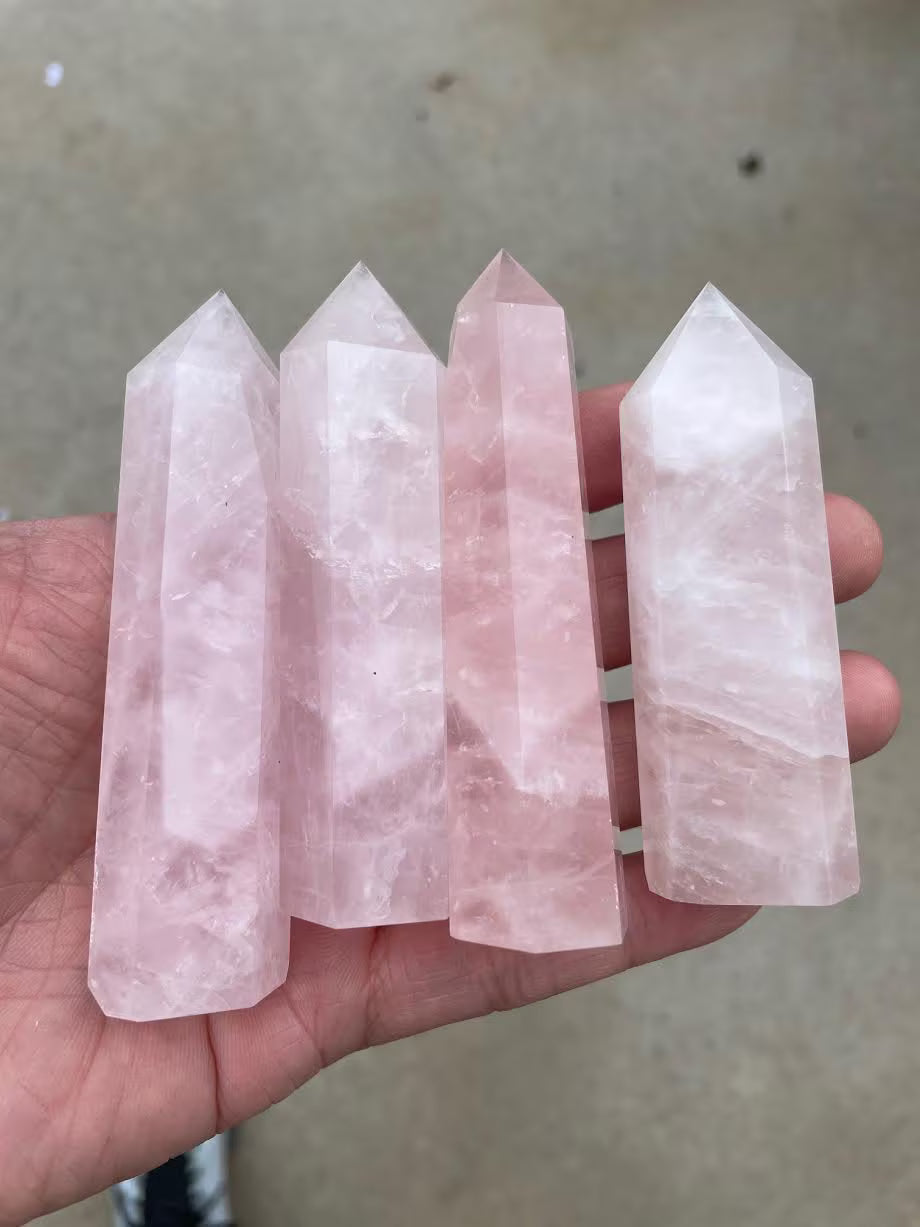 Handgjord Rose Quartz Tower