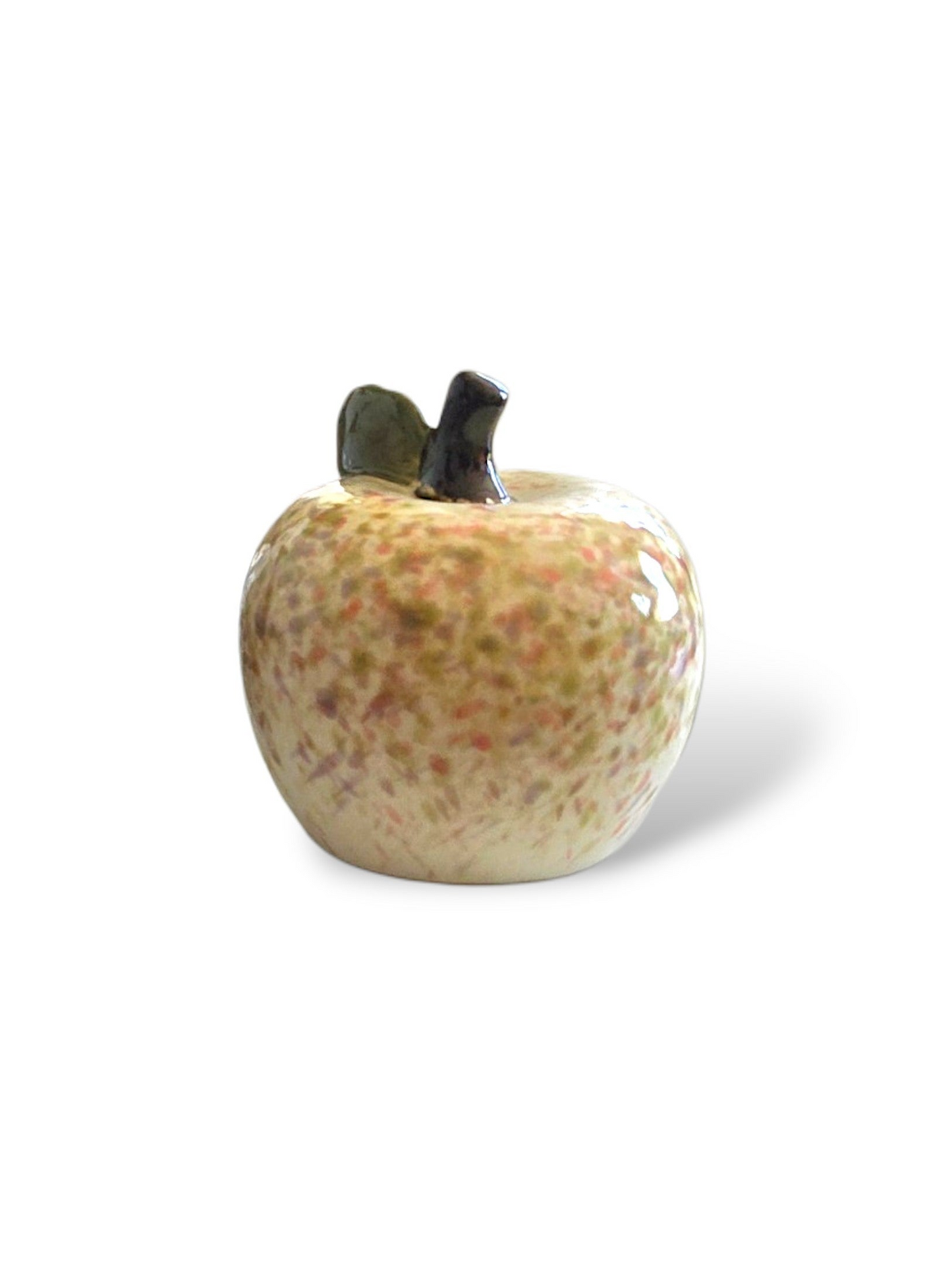 Dekorativt äpple - röd/cremefärgat melerad finish